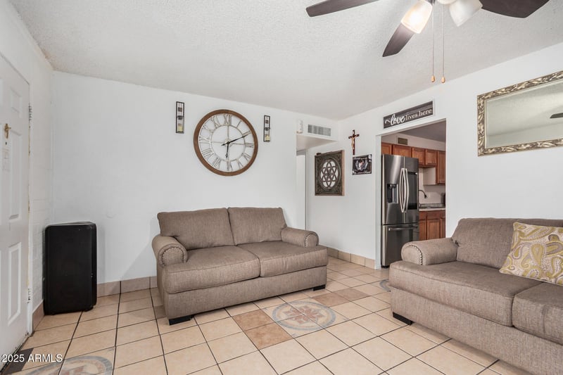 2223 Sheraton Ln, Phoenix, AZ 85040