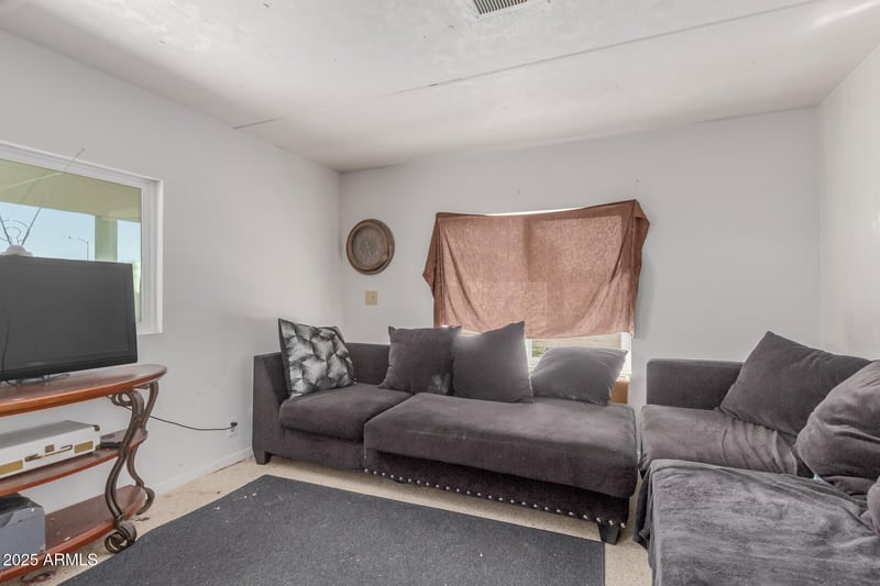 2223 Summer St, Mesa, AZ 85203