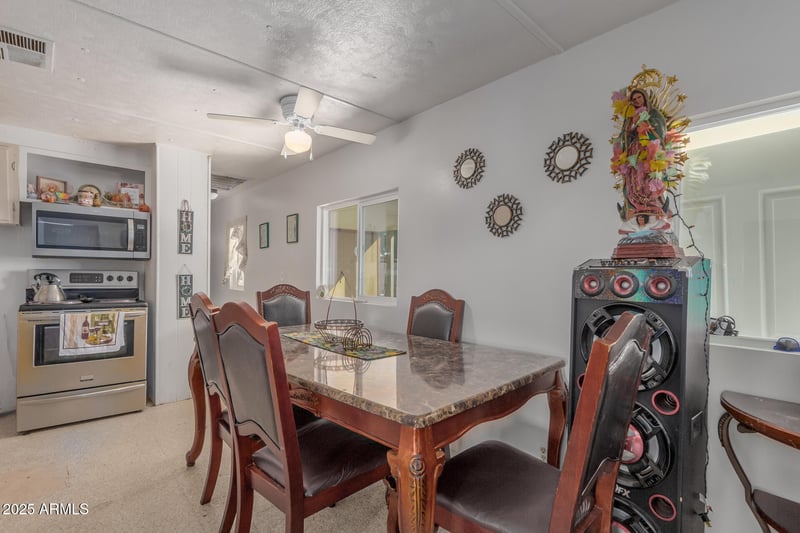 2223 Summer St, Mesa, AZ 85203