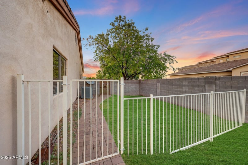 2223 Virginia St, Mesa, AZ 85213