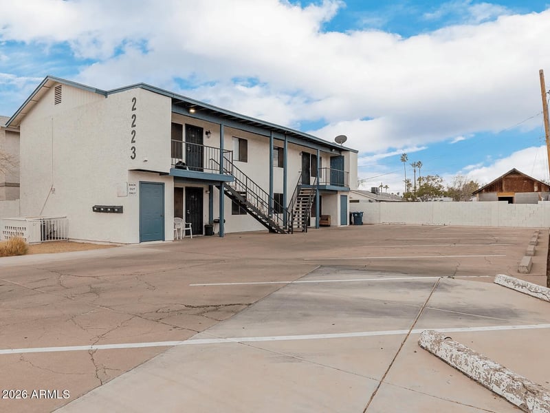 2223 Dora St, Mesa, AZ 85201