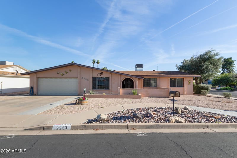 2223 W Javelina Ave, Mesa, AZ 85202