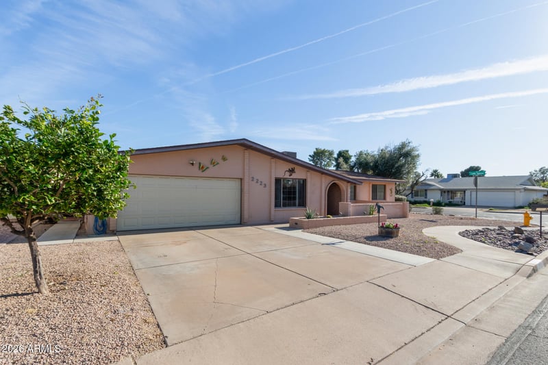 2223 W Javelina Ave, Mesa, AZ 85202