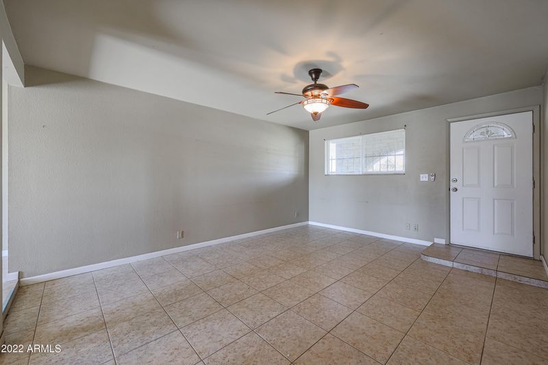 2223 W Windrose Dr, Phoenix, AZ 85029