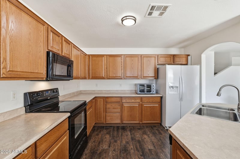 22233 W Desert Bloom St, Buckeye, AZ 85326