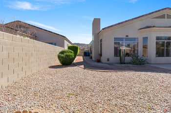 2224 E Fawn Dr, Phoenix, AZ 85042