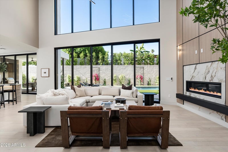 2224 E Solar Dr, Phoenix, AZ 85020