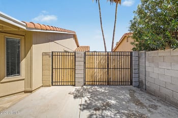 2224 Manor St, Chandler, AZ 85224