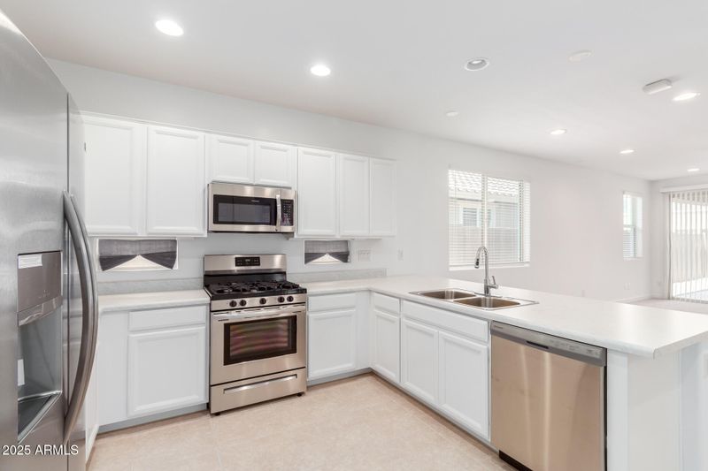 2224 W Minton St, Phoenix, AZ 85041