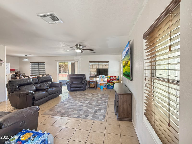 22248 Shadow Dr, Buckeye, AZ 85326