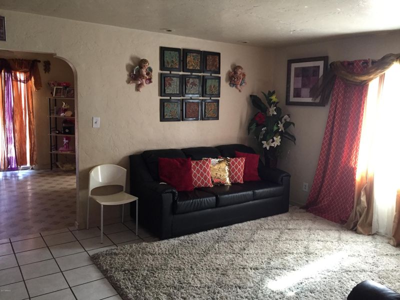 2225 E Brill St, Phoenix, AZ 85006