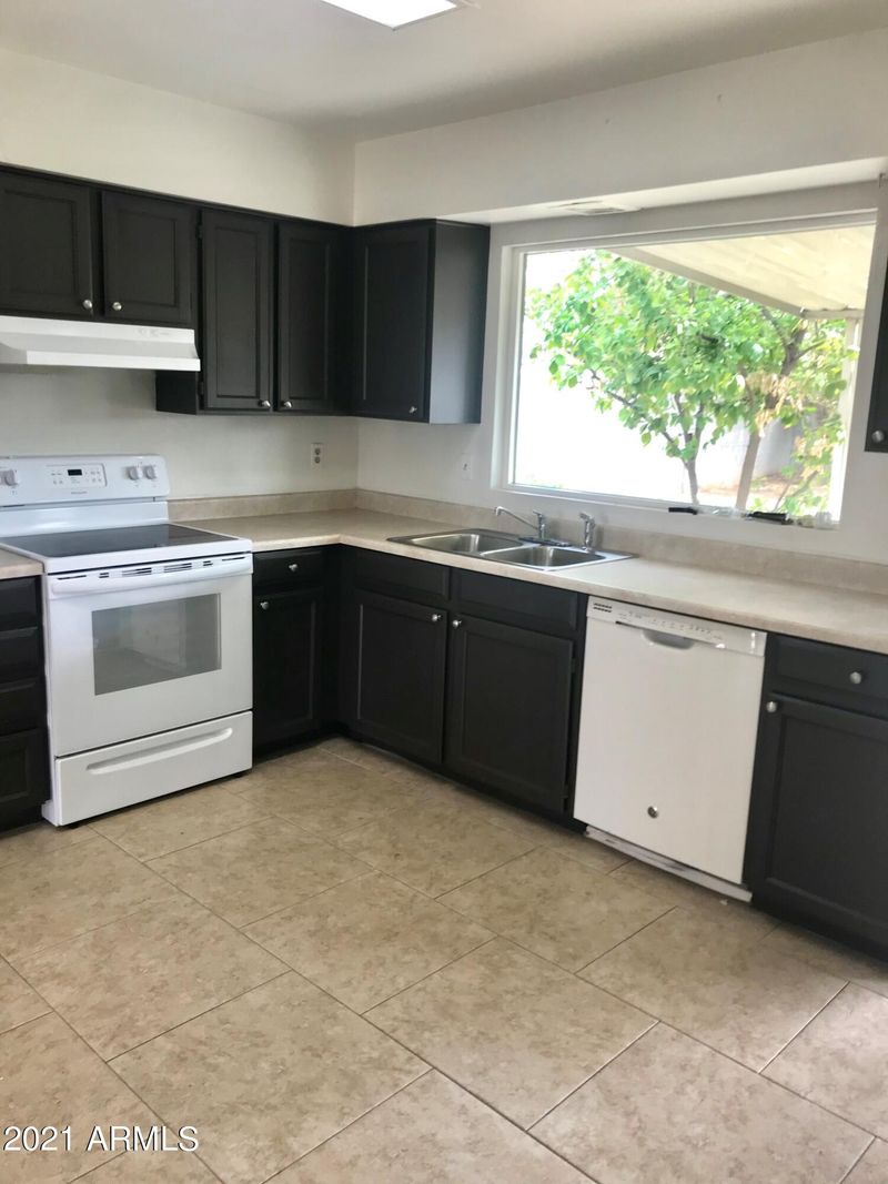 2225 E Osage Ave, Mesa, AZ 85202