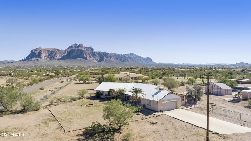 2225 Foothill St, Apache Junction, AZ 85119