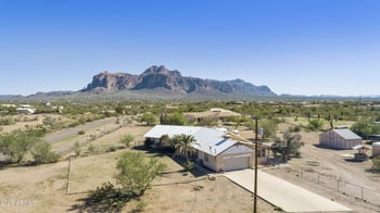 2225 Foothill St, Apache Junction, AZ 85119