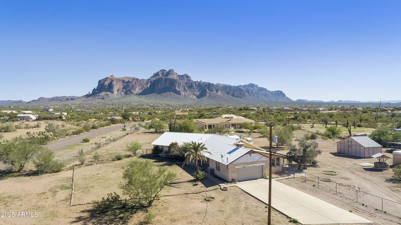 2225 Foothill St, Apache Junction, AZ 85119