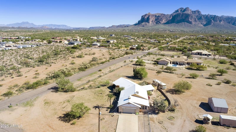 2225 Foothill St, Apache Junction, AZ 85119