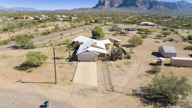 2225 Foothill St, Apache Junction, AZ 85119
