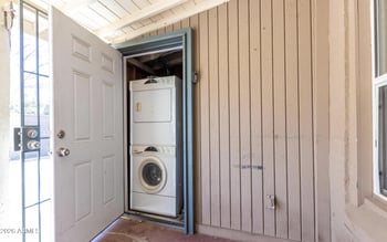 2226 28th St, Phoenix, AZ 85008