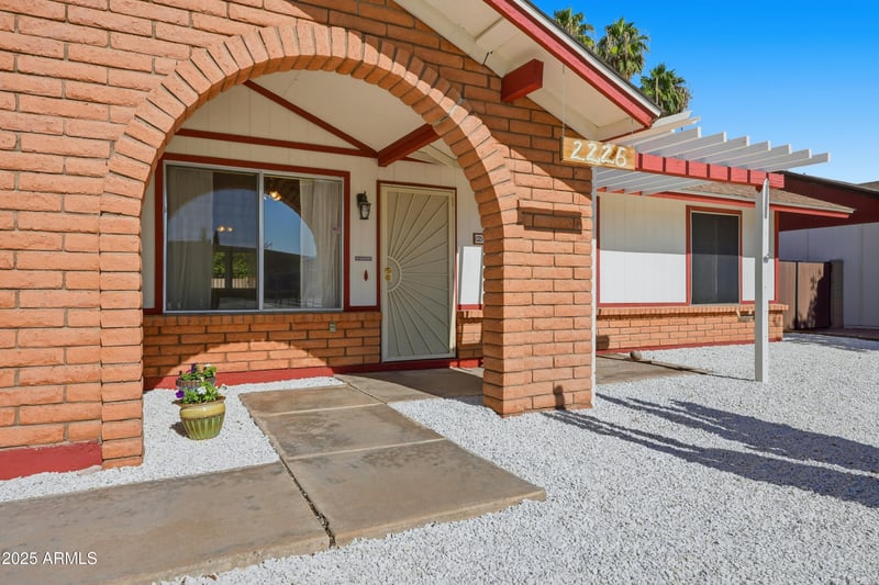 2226 Diamond Ave, Mesa, AZ 85204