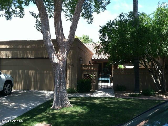 2226 E Flossmoor Ave, Mesa, AZ 85204