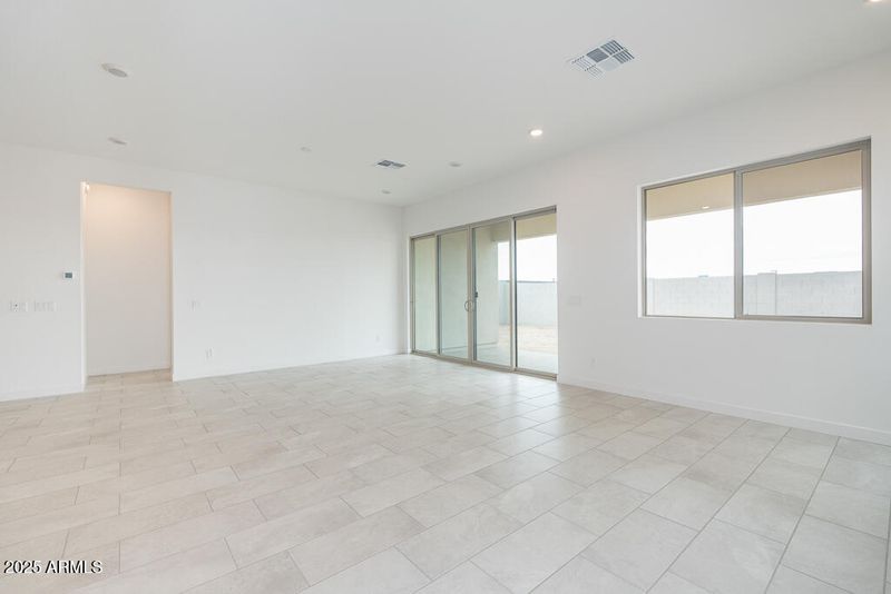 2226 E Foremaster Rd, San Tan Valley, AZ 85140