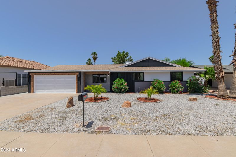 2226 E Karen Dr, Phoenix, AZ 85022