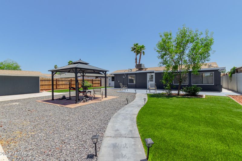 2226 E Karen Dr, Phoenix, AZ 85022