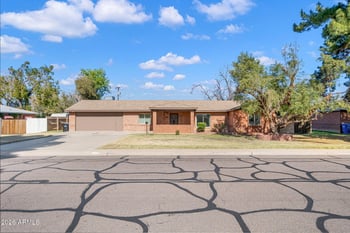 2226 Fairmount Ave, Phoenix, AZ 85016