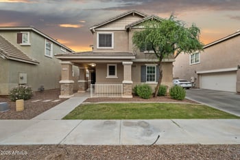 2226 Fraktur Rd, Phoenix, AZ 85040