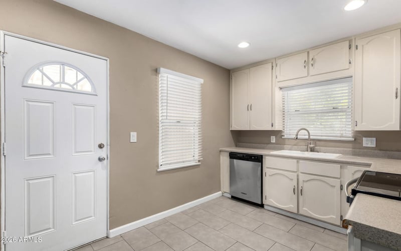 2226 N 28th St, Phoenix, AZ 85008