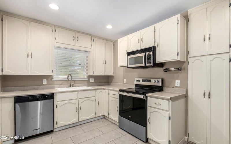 2226 N 28th St, Phoenix, AZ 85008