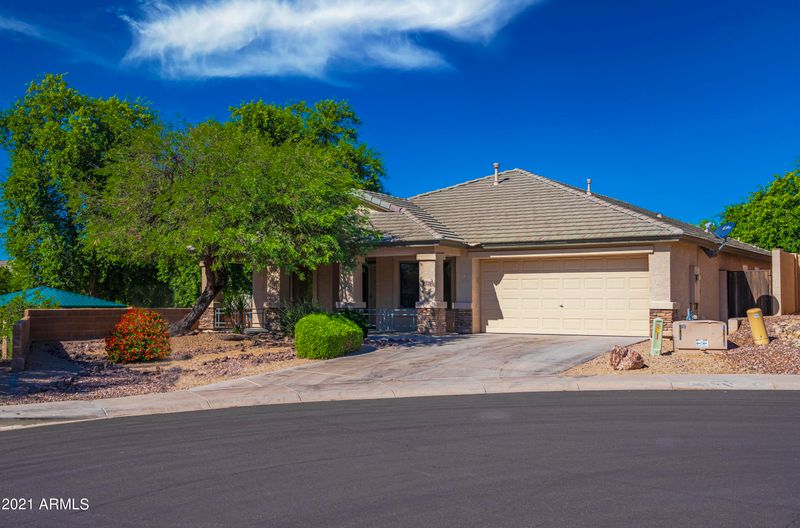 2226 W Roy Rogers Rd, Phoenix, AZ 85085