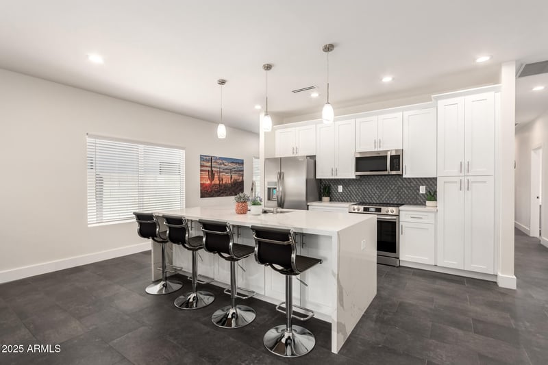 2227 Cambridge Ave, Phoenix, AZ 85009