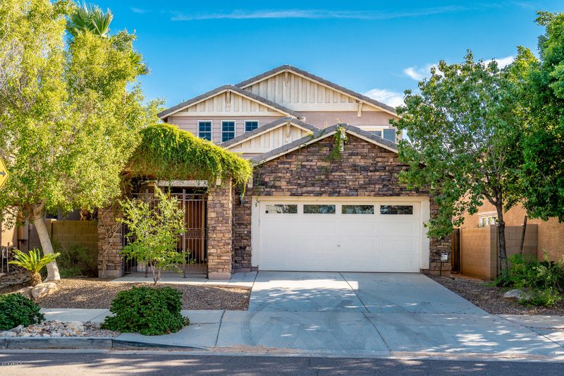 2227 E Bowker St, Phoenix, AZ 85040
