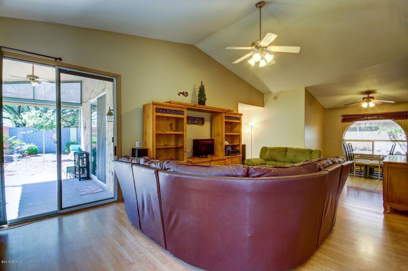 2227 E Donald Dr, Phoenix, AZ 85024