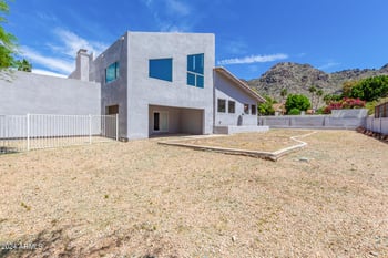 2227 E Orangewood Ave, Phoenix, AZ 85020