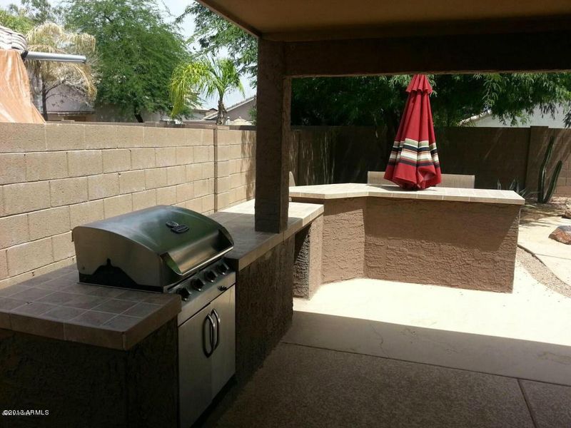 2227 E Ruby Ln, Phoenix, AZ 85024