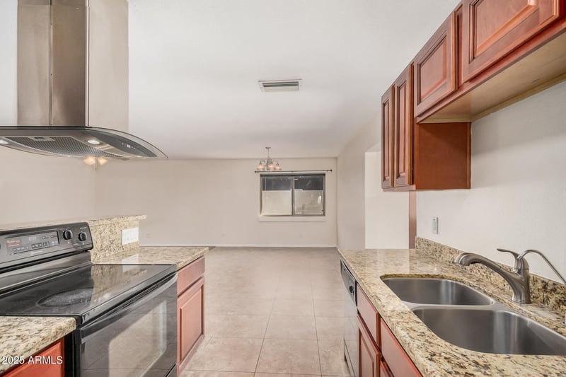 2227 El Moro Ave, Mesa, AZ 85202