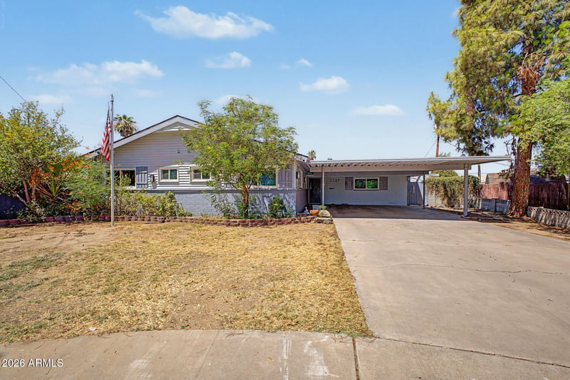 2227 W Rovey Ave, Phoenix, AZ 85015