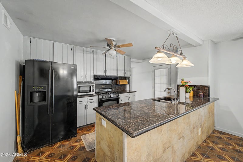 2227 W Rovey Ave, Phoenix, AZ 85015
