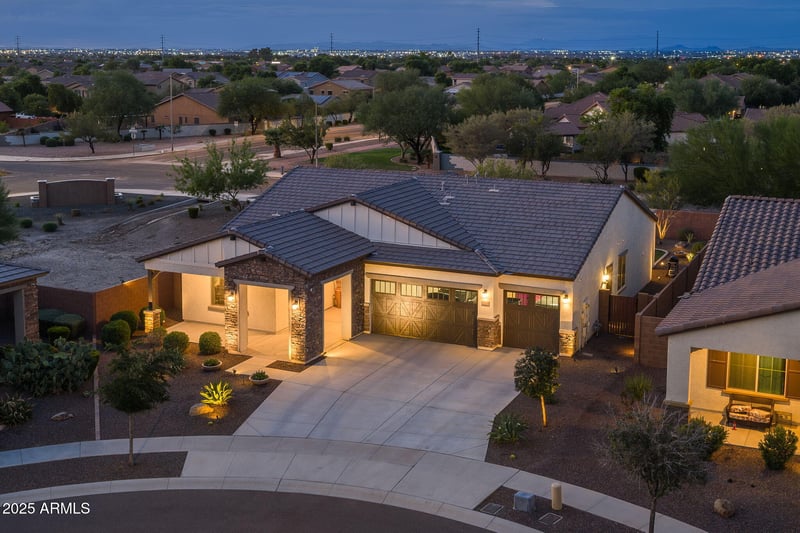 2228 Caldwell St, Phoenix, AZ 85041