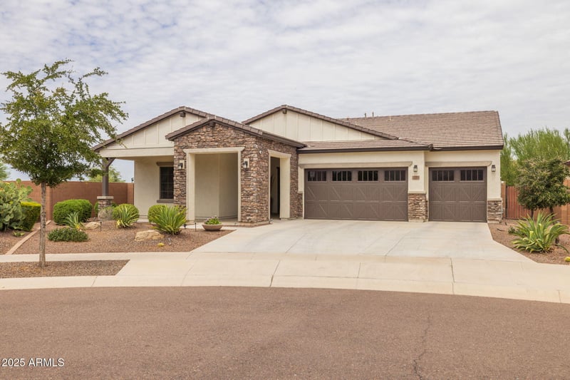 2228 Caldwell St, Phoenix, AZ 85041