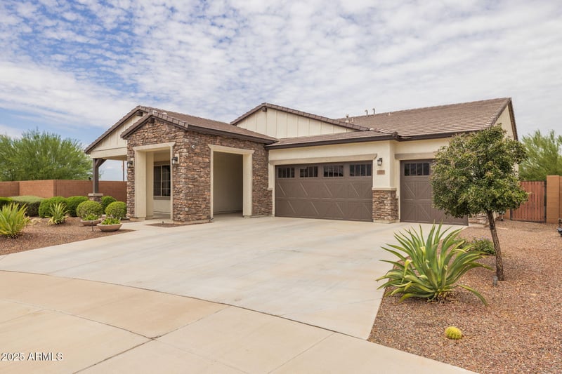 2228 Caldwell St, Phoenix, AZ 85041