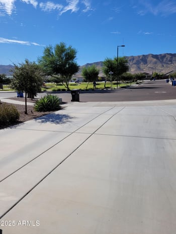 2228 Caldwell St, Phoenix, AZ 85041