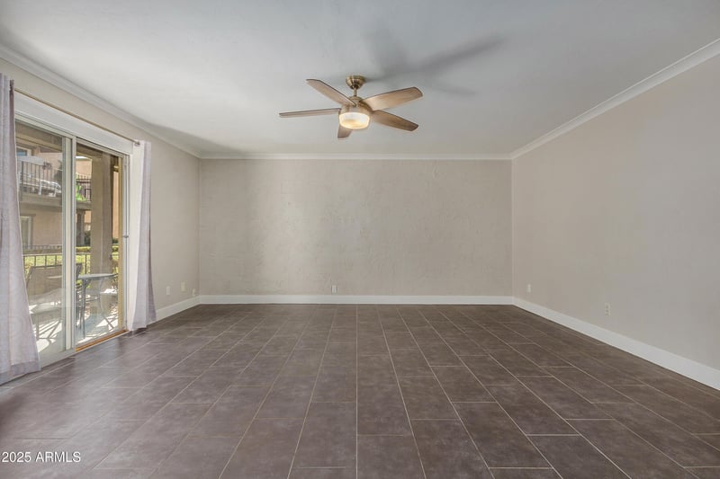 2228 Campbell Ave #116, Phoenix, AZ 85016