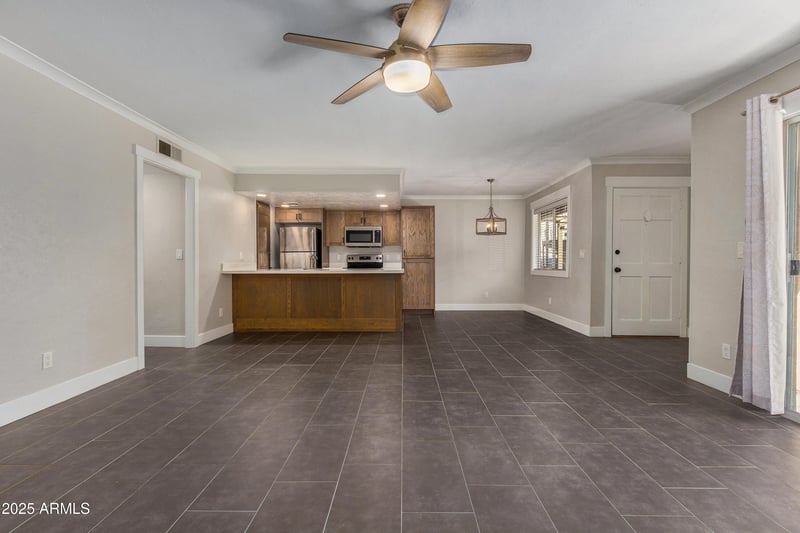 2228 Campbell Ave #116, Phoenix, AZ 85016