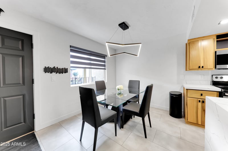 2228 Campbell Ave #205, Phoenix, AZ 85016