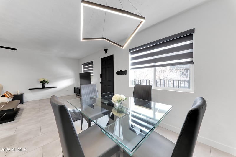 2228 Campbell Ave #205, Phoenix, AZ 85016