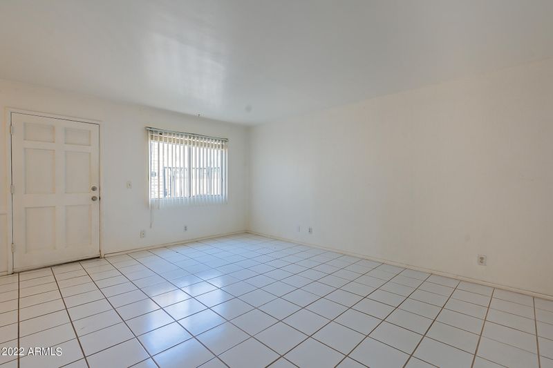 2228 E Campbell Ave #127, Phoenix, AZ 85016