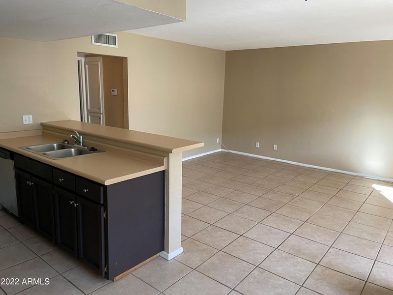 2228 E Campbell Ave #208, Phoenix, AZ 85016